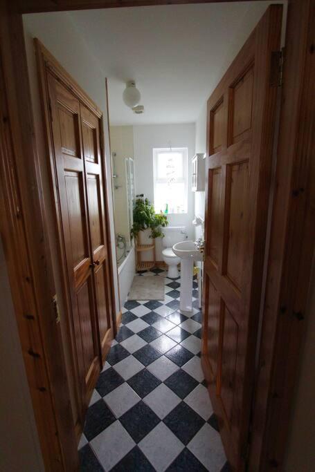 Ferienwohnung Curlews Rest - Gateway To The Aran Islands Galway Exterior foto